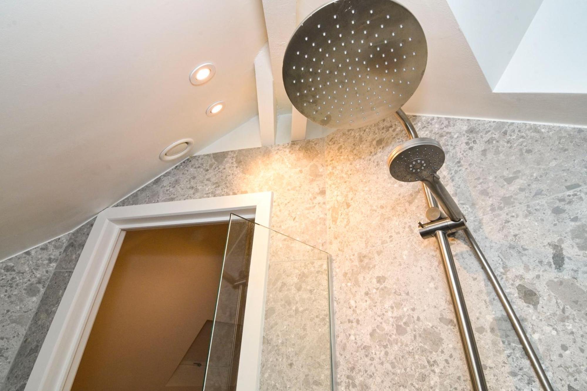 Family Duplex Getaway - Perfectly Positioned For City Adventures Brussels Exterior photo